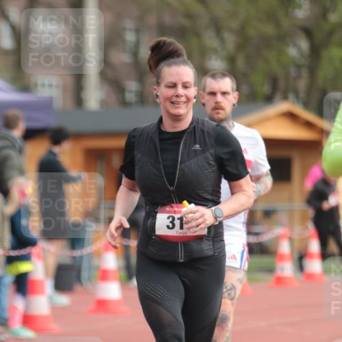 13.04.2025 - Hammer Lauf A. Gomolzig http://msf.ph/oto/7657591 13.04.2025 10:14:21 Ziel 136, 151, 311, 574, 587, 772, 1588, 1778, 1968, 1988 meine-sportfotos.de