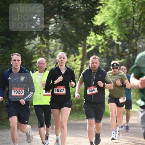 13.04.2025 - Hammer Lauf Dr. Thomas Lammeyer http://msf.ph/oto/7657598 13.04.2025 10:43:11 Laufen 1928, 695, 1927, 694, 776 meine-sportfotos.de
