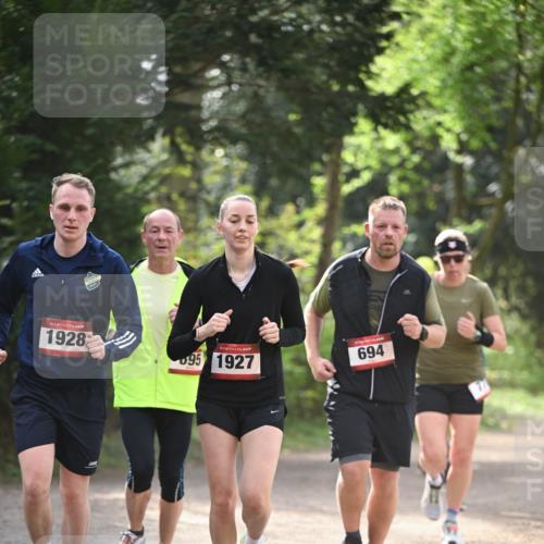 13.04.2025 - Hammer Lauf Dr. Thomas Lammeyer http://msf.ph/oto/7657603 13.04.2025 10:43:12 Laufen 15, 1928, 95, 1927, 694 meine-sportfotos.de