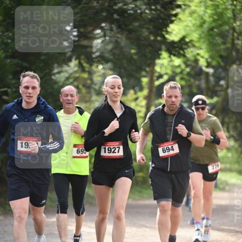 13.04.2025 - Hammer Lauf Dr. Thomas Lammeyer http://msf.ph/oto/7657605 13.04.2025 10:43:12 Laufen 15, 19, 695, 1927, 694, 776 meine-sportfotos.de