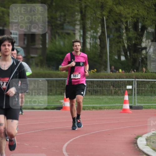 13.04.2025 - Hammer Lauf A. Gomolzig http://msf.ph/oto/7657606 13.04.2025 10:14:25 Ziel 136, 157, 269, 587, 605, 1778 meine-sportfotos.de
