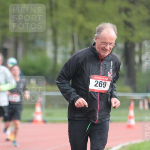 13.04.2025 - Hammer Lauf A. Gomolzig http://msf.ph/oto/7657630 13.04.2025 10:14:30 Ziel 136, 146, 157, 269, 537, 587, 605 meine-sportfotos.de