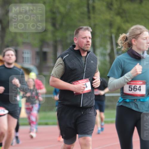 13.04.2025 - Hammer Lauf A. Gomolzig http://msf.ph/oto/7657675 13.04.2025 10:14:48 Ziel 291, 331, 564, 676, 694, 695, 981, 1063, 1920, 1982, 1986, 1990 meine-sportfotos.de