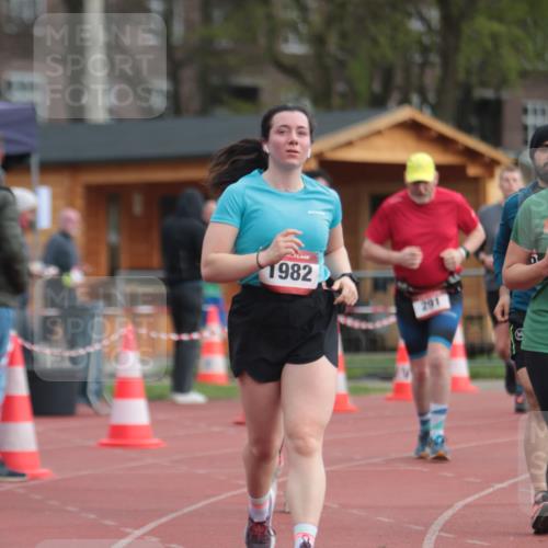 13.04.2025 - Hammer Lauf A. Gomolzig http://msf.ph/oto/7657688 13.04.2025 10:14:51 Ziel 291, 331, 525, 526, 676, 906, 962, 981, 1920, 1982, 1986, 1990 meine-sportfotos.de