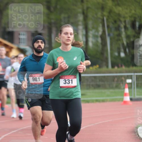 13.04.2025 - Hammer Lauf A. Gomolzig http://msf.ph/oto/7657691 13.04.2025 10:14:52 Ziel 254, 291, 331, 525, 526, 676, 906, 962, 981, 1920, 1982, 1986, 1990 meine-sportfotos.de