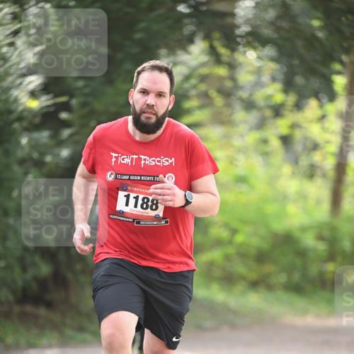 13.04.2025 - Hammer Lauf Dr. Thomas Lammeyer http://msf.ph/oto/7657723 13.04.2025 10:43:42 Laufen 13, 20, 15, 1188 meine-sportfotos.de