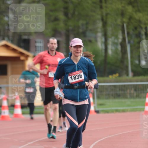 13.04.2025 - Hammer Lauf A. Gomolzig http://msf.ph/oto/7657805 13.04.2025 10:15:38 Ziel 323, 1323, 1342, 1836 meine-sportfotos.de