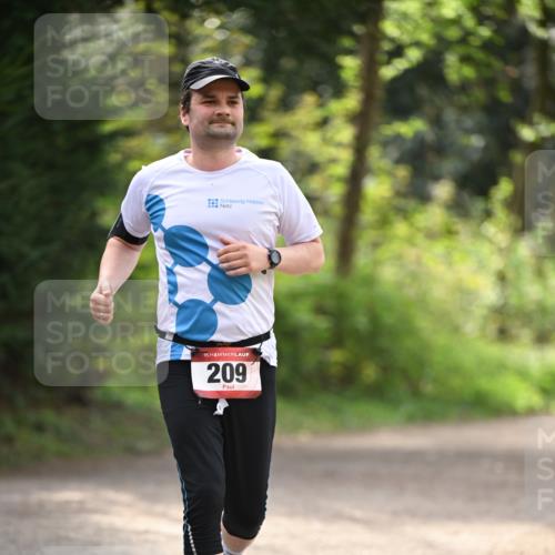 13.04.2025 - Hammer Lauf Dr. Thomas Lammeyer http://msf.ph/oto/7657824 13.04.2025 10:44:00 Laufen 15, 209 meine-sportfotos.de