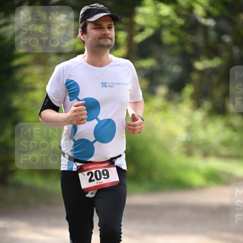 13.04.2025 - Hammer Lauf Dr. Thomas Lammeyer http://msf.ph/oto/7657838 13.04.2025 10:44:00 Laufen 15, 209 meine-sportfotos.de