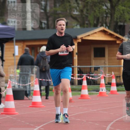 13.04.2025 - Hammer Lauf A. Gomolzig http://msf.ph/oto/7657861 13.04.2025 10:15:55 Ziel 282, 1010, 1337, 1877 meine-sportfotos.de