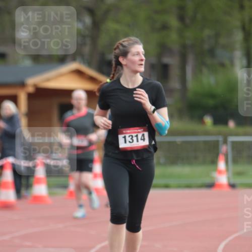 13.04.2025 - Hammer Lauf A. Gomolzig http://msf.ph/oto/7657954 13.04.2025 10:16:13 Ziel 725, 1076, 1314 meine-sportfotos.de