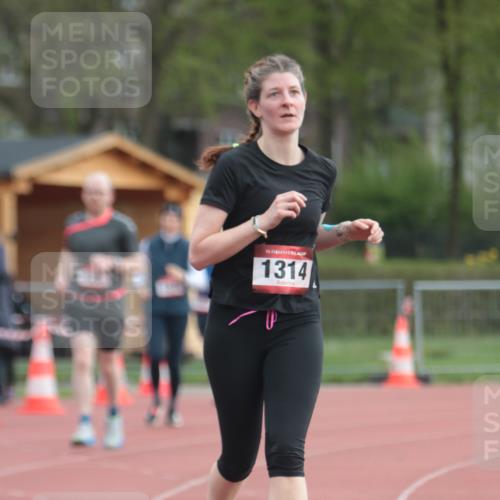 13.04.2025 - Hammer Lauf A. Gomolzig http://msf.ph/oto/7657956 13.04.2025 10:16:14 Ziel 725, 1076, 1314 meine-sportfotos.de