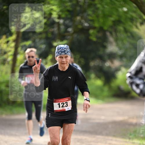 13.04.2025 - Hammer Lauf Dr. Thomas Lammeyer http://msf.ph/oto/7658020 13.04.2025 10:45:10 Laufen 15, 123, 55 meine-sportfotos.de