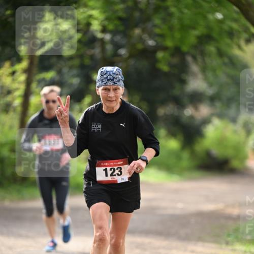 13.04.2025 - Hammer Lauf Dr. Thomas Lammeyer http://msf.ph/oto/7658022 13.04.2025 10:45:10 Laufen 15, 123, 55 meine-sportfotos.de