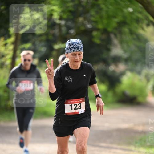 13.04.2025 - Hammer Lauf Dr. Thomas Lammeyer http://msf.ph/oto/7658026 13.04.2025 10:45:10 Laufen 15, 123, 55 meine-sportfotos.de