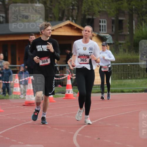 13.04.2025 - Hammer Lauf A. Gomolzig http://msf.ph/oto/7658052 13.04.2025 10:16:58 Ziel 365, 368, 1992, 1993 meine-sportfotos.de