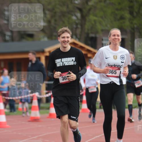 13.04.2025 - Hammer Lauf A. Gomolzig http://msf.ph/oto/7658056 13.04.2025 10:17:00 Ziel 365, 368, 1069, 1992, 1993 meine-sportfotos.de
