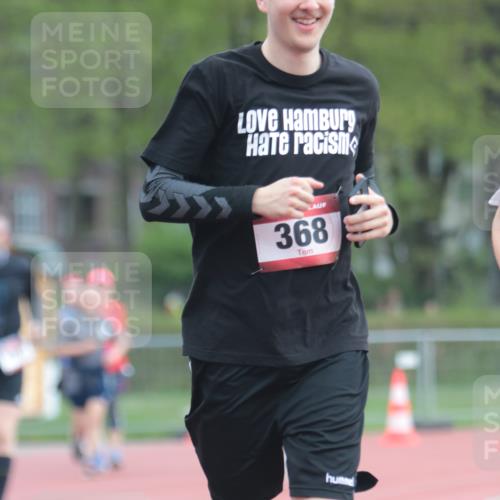 13.04.2025 - Hammer Lauf A. Gomolzig http://msf.ph/oto/7658062 13.04.2025 10:17:02 Ziel 348, 365, 368, 573, 1069, 1164, 1932, 1992, 1993 meine-sportfotos.de