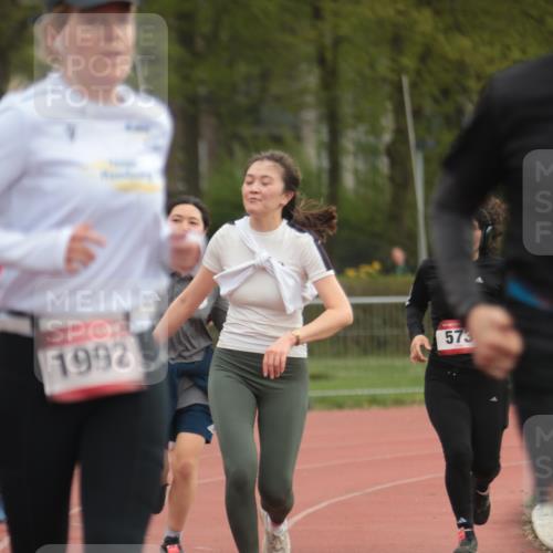 13.04.2025 - Hammer Lauf A. Gomolzig http://msf.ph/oto/7658075 13.04.2025 10:17:07 Ziel 211, 348, 573, 966, 1069, 1164, 1932, 1992, 1993 meine-sportfotos.de