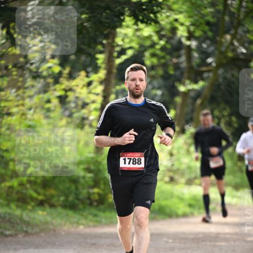 13.04.2025 - Hammer Lauf Dr. Thomas Lammeyer http://msf.ph/oto/7658084 13.04.2025 10:45:20 Laufen 15, 1788 meine-sportfotos.de