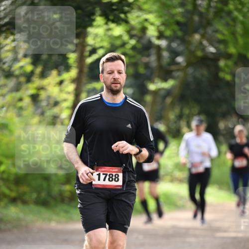 13.04.2025 - Hammer Lauf Dr. Thomas Lammeyer http://msf.ph/oto/7658098 13.04.2025 10:45:21 Laufen 15, 1788 meine-sportfotos.de