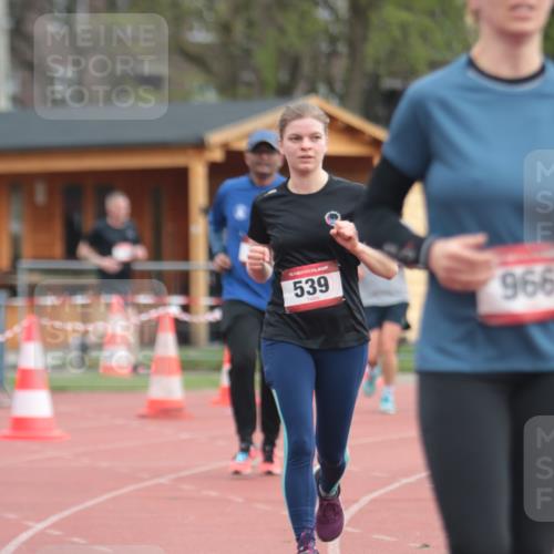 13.04.2025 - Hammer Lauf A. Gomolzig http://msf.ph/oto/7658103 13.04.2025 10:17:16 Ziel 211, 270, 539, 551, 632, 726, 753, 966, 1288, 1970 meine-sportfotos.de