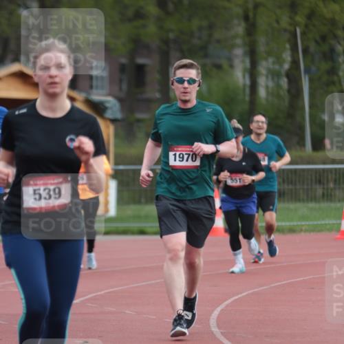 13.04.2025 - Hammer Lauf A. Gomolzig http://msf.ph/oto/7658107 13.04.2025 10:17:17 Ziel 211, 270, 539, 551, 632, 726, 753, 966, 1288, 1970 meine-sportfotos.de
