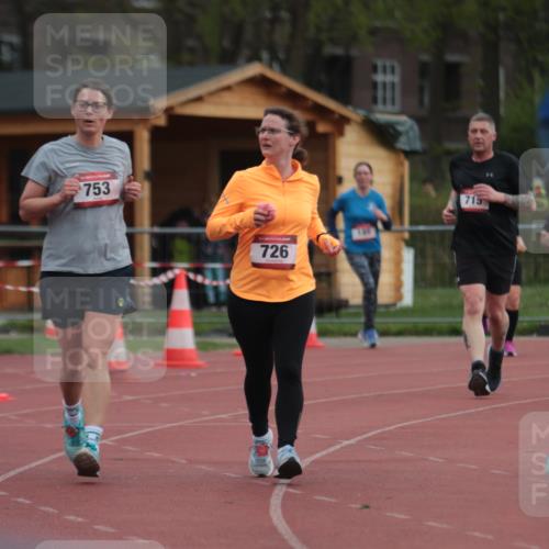 13.04.2025 - Hammer Lauf A. Gomolzig http://msf.ph/oto/7658120 13.04.2025 10:17:21 Ziel 270, 551, 715, 726, 753, 1288, 1970 meine-sportfotos.de