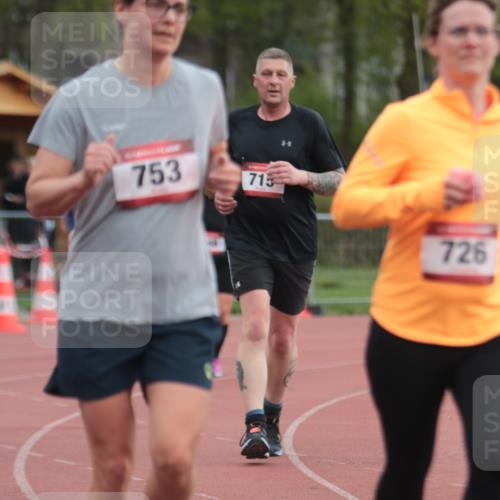 13.04.2025 - Hammer Lauf A. Gomolzig http://msf.ph/oto/7658133 13.04.2025 10:17:25 Ziel 185, 715, 726, 753, 946 meine-sportfotos.de