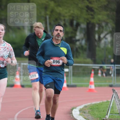 13.04.2025 - Hammer Lauf A. Gomolzig http://msf.ph/oto/7658163 13.04.2025 10:17:35 Ziel 589, 760, 896, 1024, 1933, 1936 meine-sportfotos.de