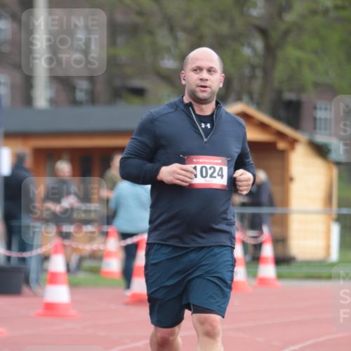 13.04.2025 - Hammer Lauf A. Gomolzig http://msf.ph/oto/7658175 13.04.2025 10:17:38 Ziel 589, 896, 1024 meine-sportfotos.de