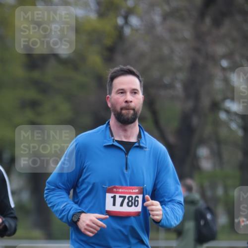 13.04.2025 - Hammer Lauf A. Gomolzig http://msf.ph/oto/7658202 13.04.2025 10:17:55 Ziel 182, 183, 346, 446, 1786, 1788 meine-sportfotos.de