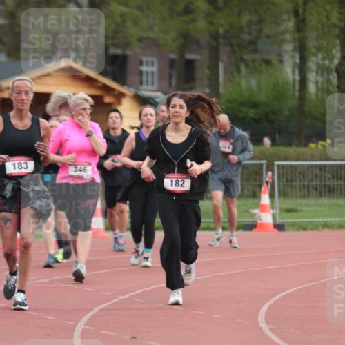 13.04.2025 - Hammer Lauf A. Gomolzig http://msf.ph/oto/7658207 13.04.2025 10:17:57 Ziel 182, 183, 346, 561, 562, 666, 1786, 1788 meine-sportfotos.de