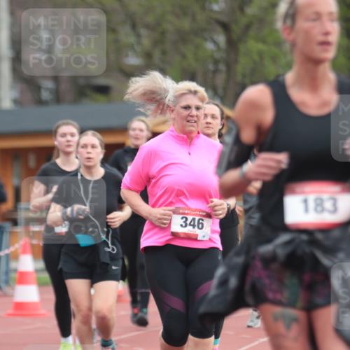 13.04.2025 - Hammer Lauf A. Gomolzig http://msf.ph/oto/7658221 13.04.2025 10:18:02 Ziel 182, 183, 346, 561, 562, 580, 666, 856, 895, 1053, 1054 meine-sportfotos.de