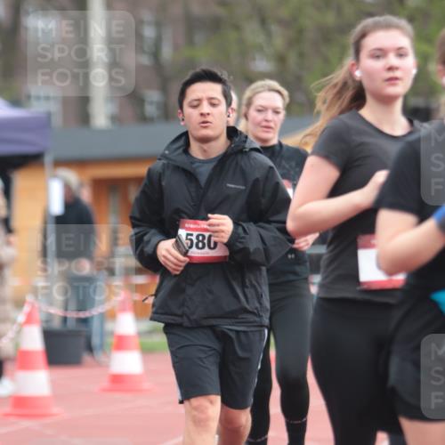 13.04.2025 - Hammer Lauf A. Gomolzig http://msf.ph/oto/7658241 13.04.2025 10:18:05 Ziel 561, 562, 580, 666, 856, 895, 1053, 1054 meine-sportfotos.de