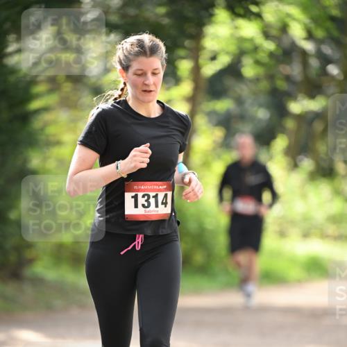 13.04.2025 - Hammer Lauf Dr. Thomas Lammeyer http://msf.ph/oto/7658244 13.04.2025 10:45:55 Laufen 15, 1314 meine-sportfotos.de