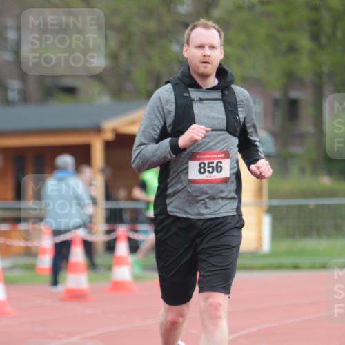 13.04.2025 - Hammer Lauf A. Gomolzig http://msf.ph/oto/7658272 13.04.2025 10:18:10 Ziel 856, 895 meine-sportfotos.de