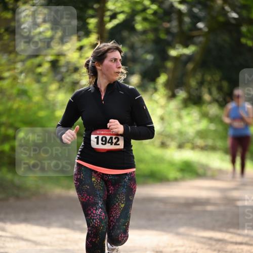 13.04.2025 - Hammer Lauf Dr. Thomas Lammeyer http://msf.ph/oto/7658278 13.04.2025 10:46:02 Laufen 15, 1942 meine-sportfotos.de