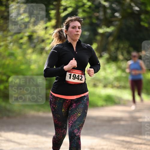 13.04.2025 - Hammer Lauf Dr. Thomas Lammeyer http://msf.ph/oto/7658281 13.04.2025 10:46:02 Laufen 15, 1942 meine-sportfotos.de