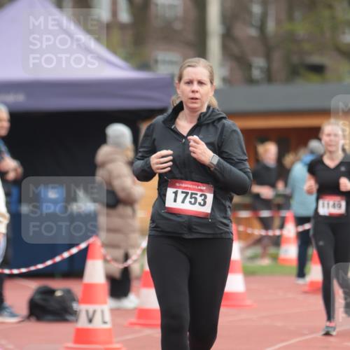 13.04.2025 - Hammer Lauf A. Gomolzig http://msf.ph/oto/7658287 13.04.2025 10:18:22 Ziel 345, 1752, 1753 meine-sportfotos.de