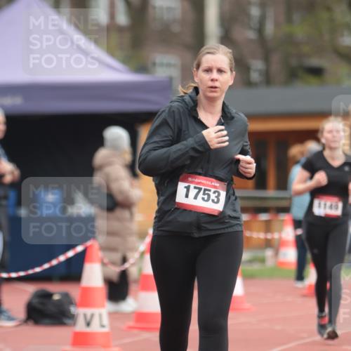 13.04.2025 - Hammer Lauf A. Gomolzig http://msf.ph/oto/7658289 13.04.2025 10:18:22 Ziel 345, 1752, 1753 meine-sportfotos.de