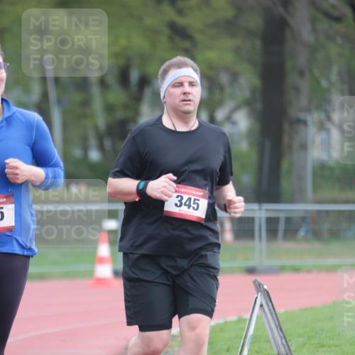 13.04.2025 - Hammer Lauf A. Gomolzig http://msf.ph/oto/7658300 13.04.2025 10:18:27 Ziel 345, 349, 717, 1228, 1231 meine-sportfotos.de