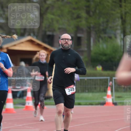 13.04.2025 - Hammer Lauf A. Gomolzig http://msf.ph/oto/7658310 13.04.2025 10:18:28 Ziel 345, 349, 717, 1228, 1231 meine-sportfotos.de
