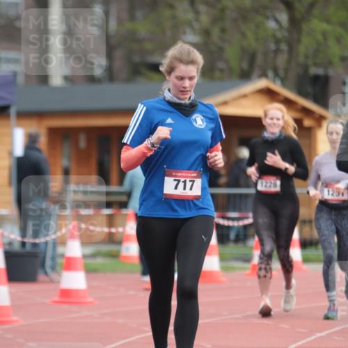 13.04.2025 - Hammer Lauf A. Gomolzig http://msf.ph/oto/7658312 13.04.2025 10:18:29 Ziel 345, 349, 717, 1228, 1231 meine-sportfotos.de