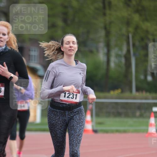 13.04.2025 - Hammer Lauf A. Gomolzig http://msf.ph/oto/7658321 13.04.2025 10:18:34 Ziel 184, 1228, 1231 meine-sportfotos.de