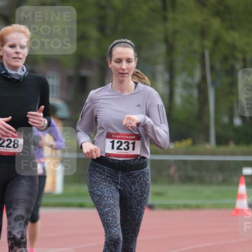 13.04.2025 - Hammer Lauf A. Gomolzig http://msf.ph/oto/7658323 13.04.2025 10:18:34 Ziel 184, 1228, 1231 meine-sportfotos.de