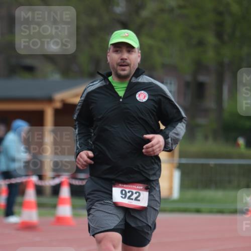 13.04.2025 - Hammer Lauf A. Gomolzig http://msf.ph/oto/7658345 13.04.2025 10:18:44 Ziel 922 meine-sportfotos.de