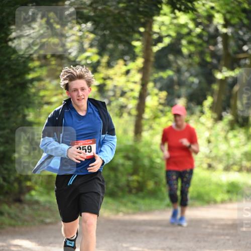 13.04.2025 - Hammer Lauf Dr. Thomas Lammeyer http://msf.ph/oto/7658388 13.04.2025 10:46:55 Laufen 15, 259 meine-sportfotos.de
