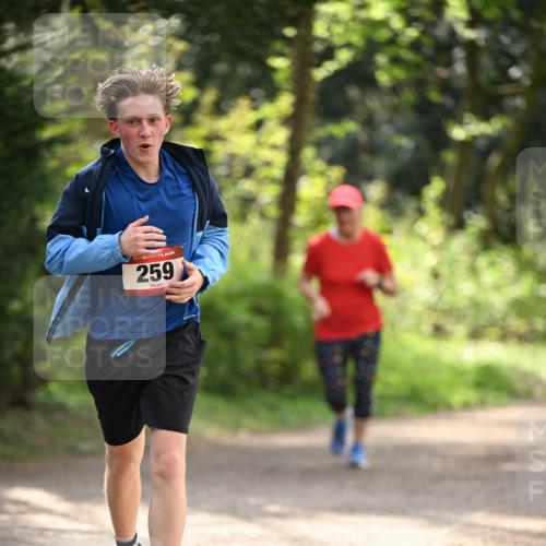 13.04.2025 - Hammer Lauf Dr. Thomas Lammeyer http://msf.ph/oto/7658393 13.04.2025 10:46:56 Laufen 15, 259 meine-sportfotos.de