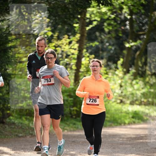 13.04.2025 - Hammer Lauf Dr. Thomas Lammeyer http://msf.ph/oto/7658497 13.04.2025 10:47:55 Laufen 753, 726 meine-sportfotos.de